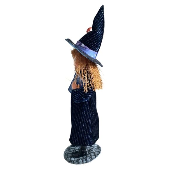 Annalee Witch Doll 10” Halloween Figure Broom Hat Book Decoration 2007 Vintage - Picture 4 of 11